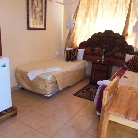 White Rose Lodge Livingstone Exterior foto