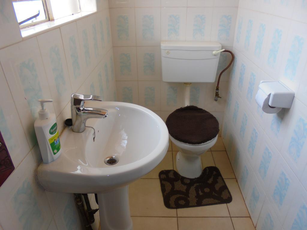 White Rose Lodge Livingstone Habitación foto