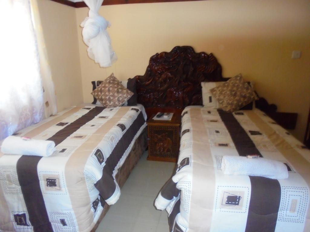 White Rose Lodge Livingstone Exterior foto