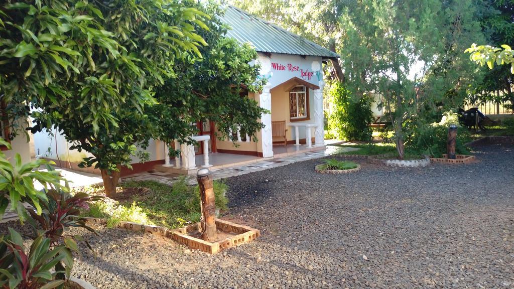 White Rose Lodge Livingstone Exterior foto